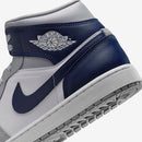 Air Jordan 1 Wolf Grey Midnight Navy